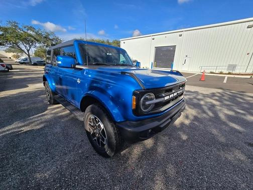 2023 Ford Bronco Outer Banks