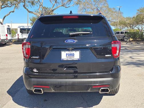 2017 Ford Explorer sport