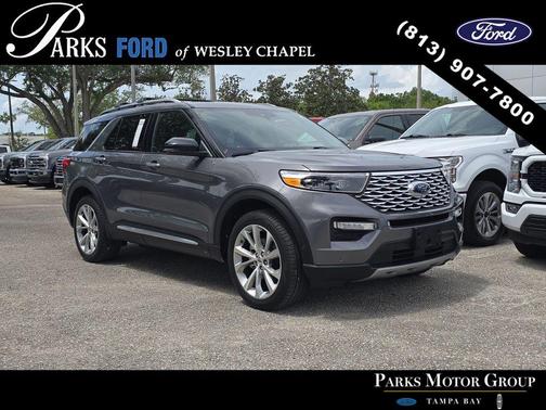 Carbonized Gray Metallic 2021 Ford Explorer Platinum