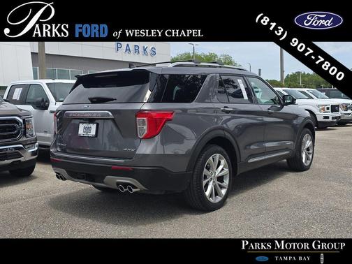 Carbonized Gray Metallic 2021 Ford Explorer Platinum