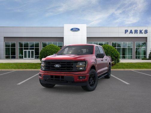 Ruby Red Metallic Tinted Clearcoat 2026 Ford F-150 XLT
