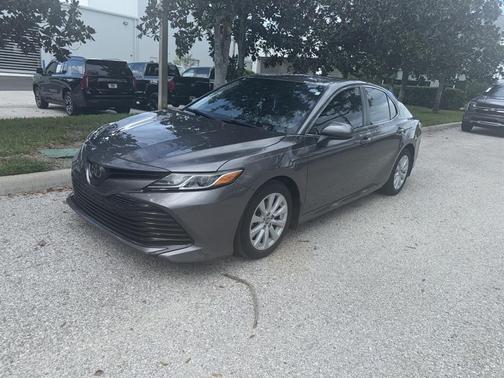 2020 Toyota Camry LE