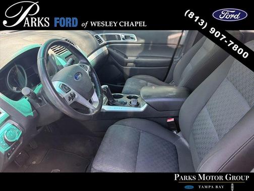 Tuxedo Black Metallic 2013 Ford Explorer XLT
