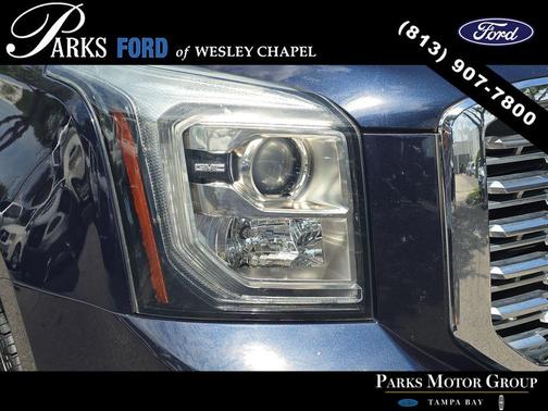 Dark Sapphire Blue Metallic 2019 GMC Yukon Denali