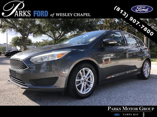 Photo 3 of 21 of 2015 Ford Focus SE