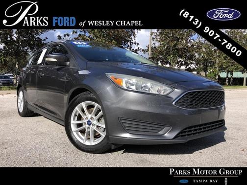Photo 1 of 21 of 2015 Ford Focus SE