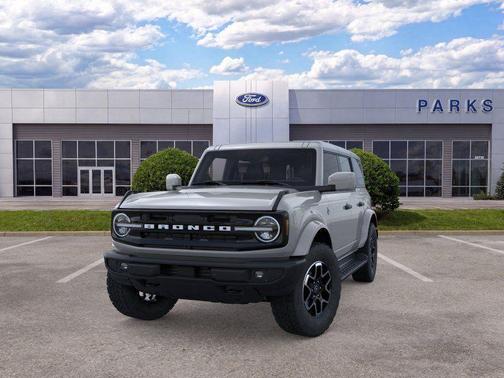 Avalanche Gray 2026 Ford Bronco Outer Banks