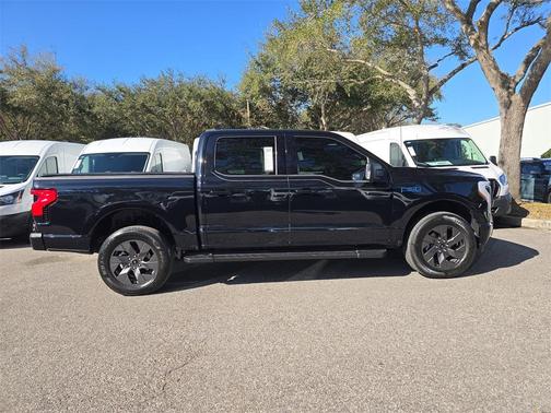 2024 Ford F-150 Lightning Flash