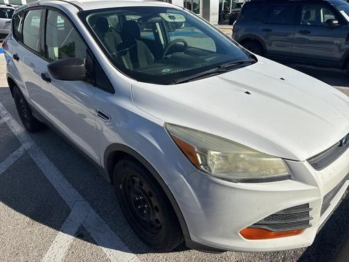 2014 Ford Escape S