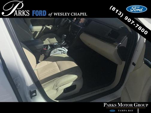 2013 Lincoln MKS Base