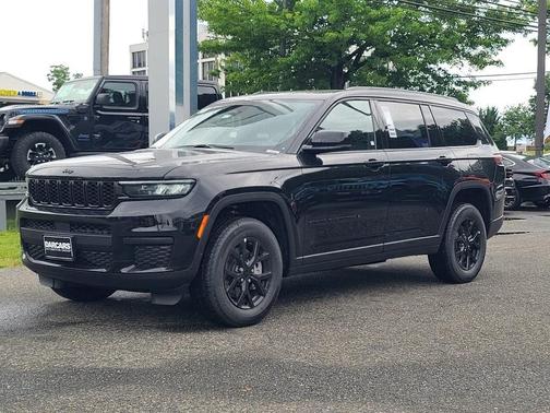 2025 Jeep Grand Cherokee L Laredo