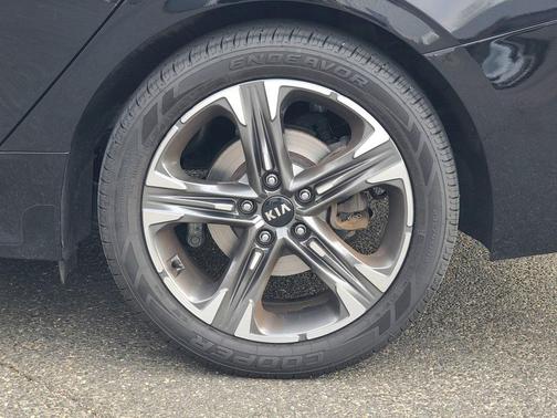 2021 Kia K5 EX