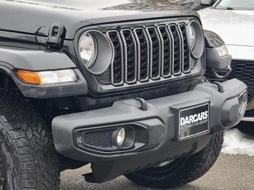 2025 Jeep Gladiator Sport