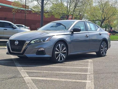 2020 Nissan Altima 2.5 SR