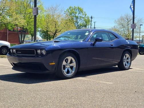 2014 Dodge Challenger SXT