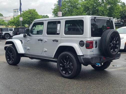 2024 Jeep Wrangler 4xe Sahara