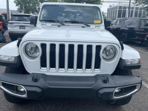 2023 Jeep Gladiator Overland