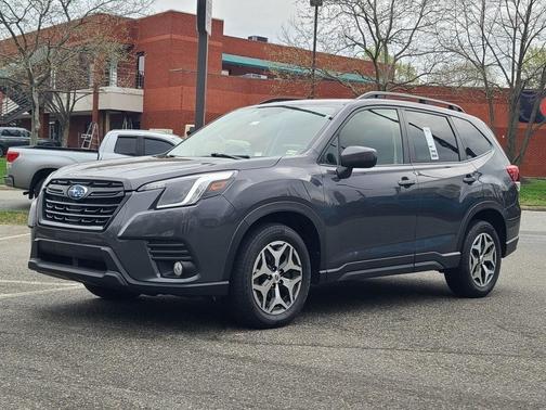 2022 Subaru Forester Premium