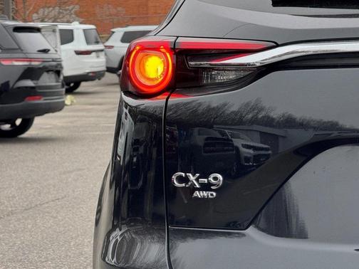 2023 Mazda CX-9 Touring Plus