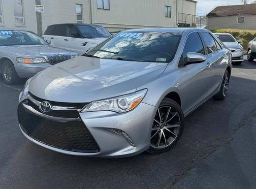 2016 Toyota Camry XSE