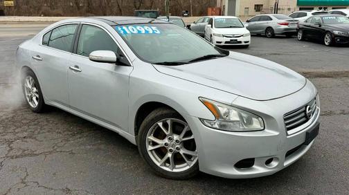 2014 Nissan Maxima SV