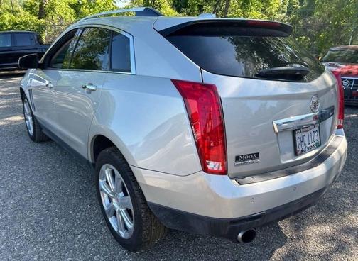 Silver Coast Metallic 2016 Cadillac SRX Premium Collection