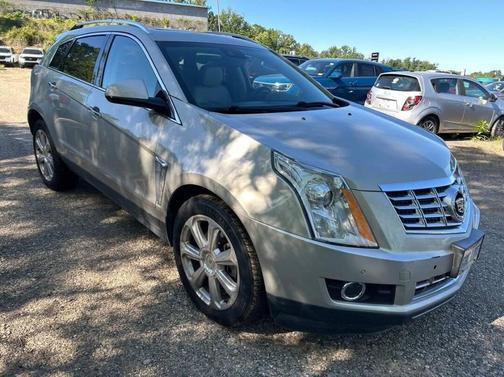 Silver Coast Metallic 2016 Cadillac SRX Premium Collection
