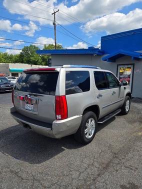 Gold Mist 2007 Cadillac Escalade Base