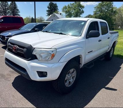 Super White 2015 Toyota Tacoma Base