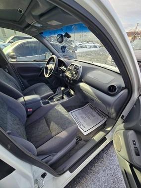 2003 Toyota RAV4 Base