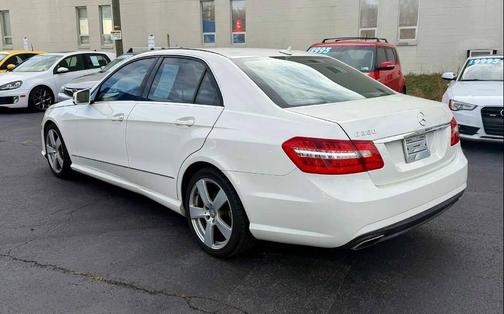 Arctic White 2010 Mercedes-Benz E-Class E 350 Luxury 4dr Sedan
