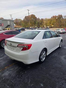 2014 Toyota Camry SE