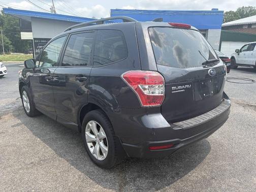 Dark Gray Metallic 2016 Subaru Forester 2.5i Premium