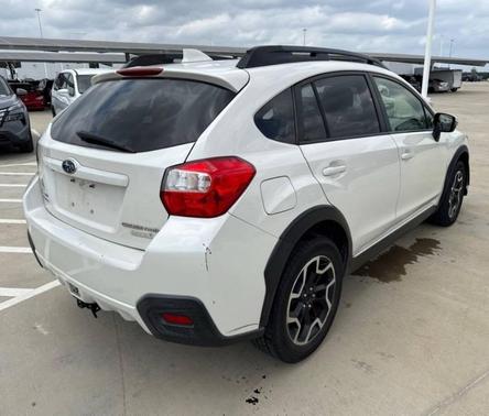 Crystal White Pearl 2016 Subaru Crosstrek 2.0i Limited