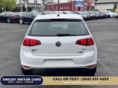 2017 Volkswagen Golf TSI SE 4-Door