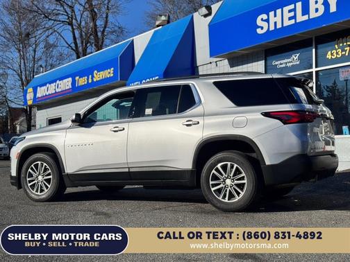 2022 Chevrolet Traverse LT Cloth