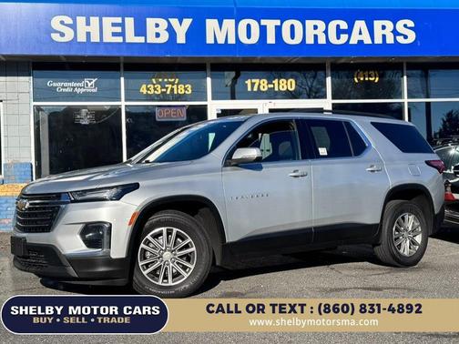 2022 Chevrolet Traverse LT Cloth