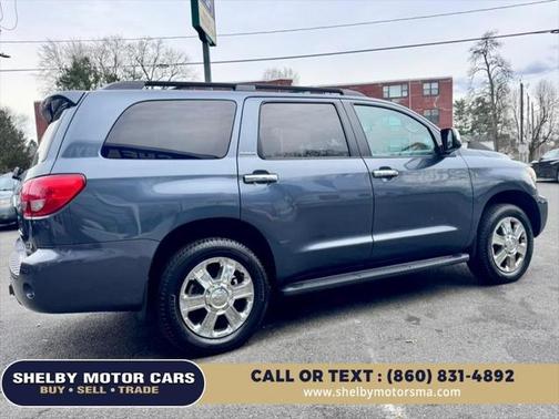 2010 Toyota Sequoia Platinum
