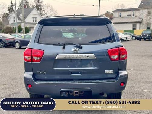 2010 Toyota Sequoia Platinum
