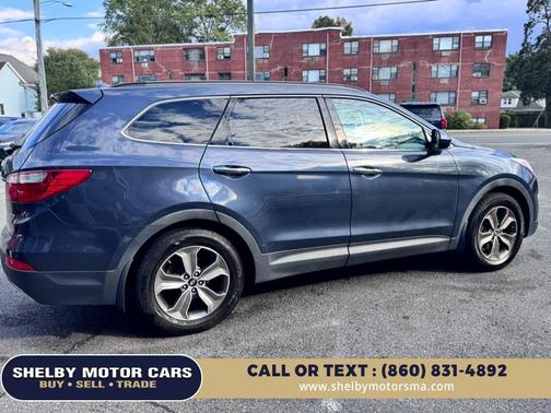 2016 Hyundai SANTA FE SE