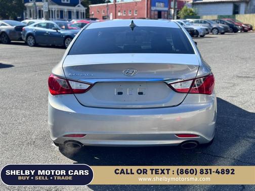 2011 Hyundai SONATA SE