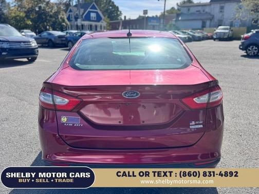 2013 Ford Fusion SE