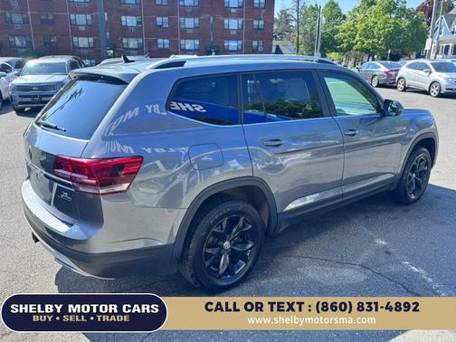Platinum Gray Metallic 2018 Volkswagen Atlas 3.6L SE w/Technology