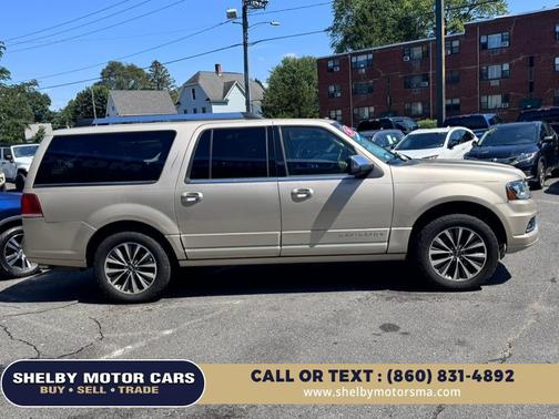 2017 Lincoln Navigator Select