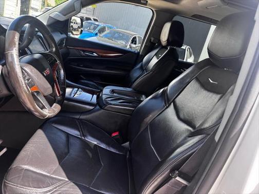 2015 Cadillac Escalade ESV Sport