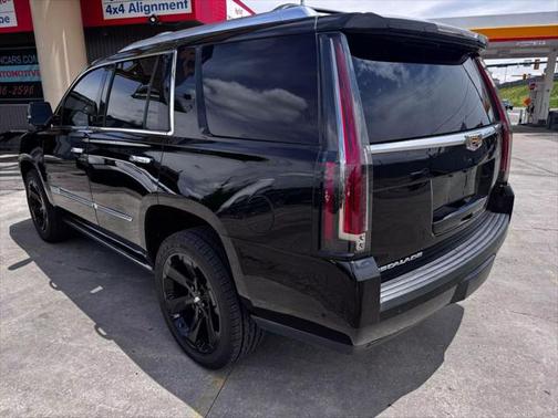 2019 Cadillac Escalade Sport