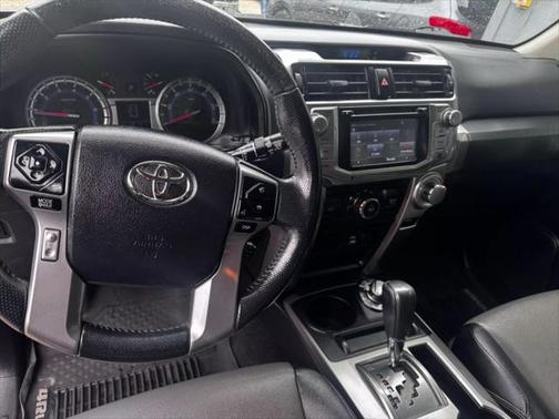 2016 Toyota 4Runner SR5 Premium