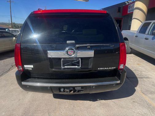 2010 Cadillac Escalade Luxury