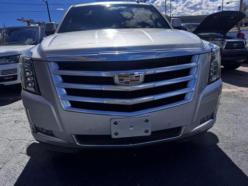 2016 Cadillac Escalade Luxury