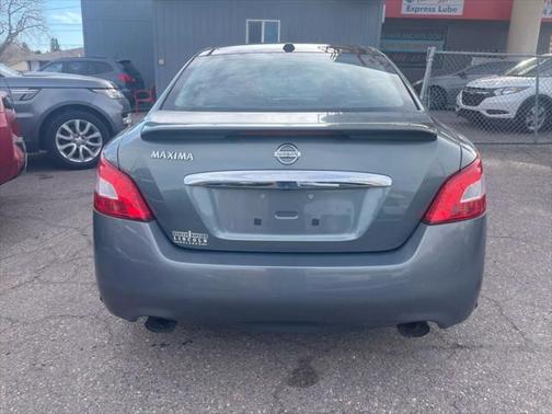 2010 Nissan Maxima SV